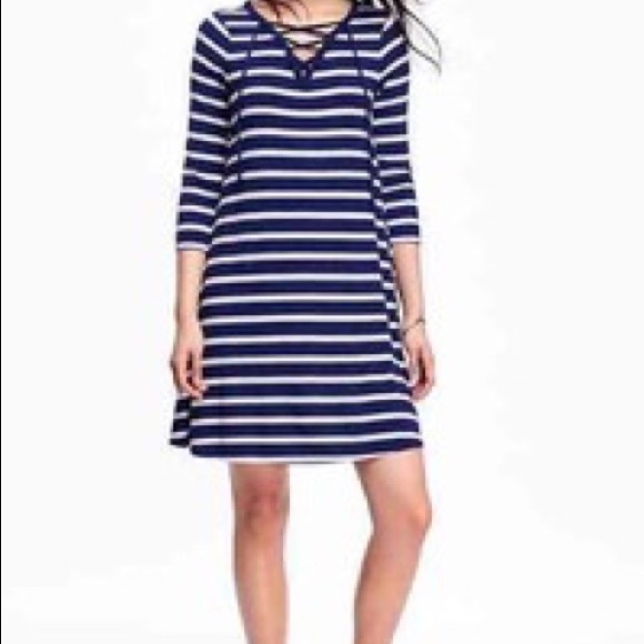 Old Navy Dresses & Skirts - Old Navy Striped Lace Front Swing Dress Sz-S